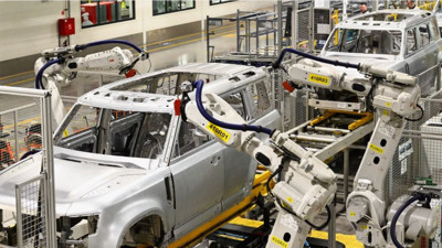 Dünyaca ünlü otomotiv devine saldırı. Üretim durdu!