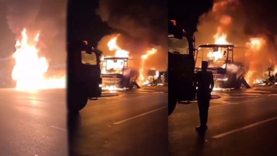 Diyarbakır otobüs yandı! Yolcular son anda kurtuldu