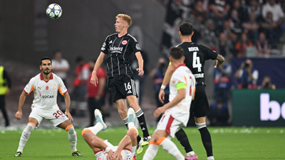 Şampiyonlar Ligi'nde hüsran! Kendini vuran Galatasaray paramparça