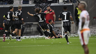 Okan Buruk'a büyük öfke! Galatasaray efsanesini göreve çağırıyorlar