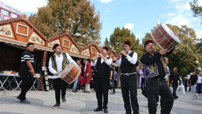Kırşehir esnafından ’davullu, zurnalı’ Ahilik çağrısı!