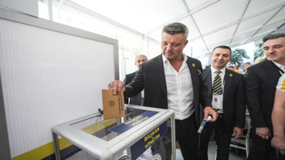 Sadettin Saran oyunu kullandı! Kulübe getireceği şeyi açıkladı