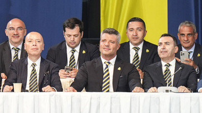 Galatasaray'dan Sadettin Saran'a ilk telefon