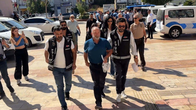 Aydın’da bıçak parası operasyonu! Profesör ve sekreteri gözaltına alındı