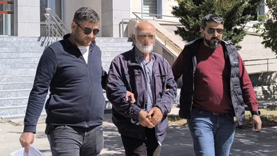 Afyonkarahisar'da polis, firarinin planını bozdu! Aranan sanık kardeşinin kimliği ile yakalandı