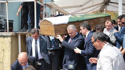 Bakan Işık’ın annesi toprağa verildi