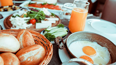 Kahvaltının baş tacı yumurtayı böyle tüketen yaşıyor tüketmeyen zehir yiyor