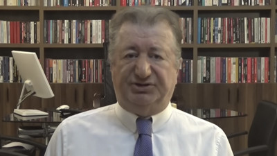 Sabahattin Önkibar’dan ‘meşruiyet’ yorumu: Trump’tan ödleri kopuyor!