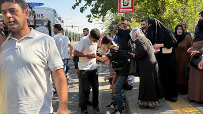 Diyarbakır’da minibüs durağa daldı! Can pazarı yaşandı: Çok sayıda kişi yaralandı