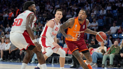 Galatasaray, Bahçeşehir trafiğinde kaldı