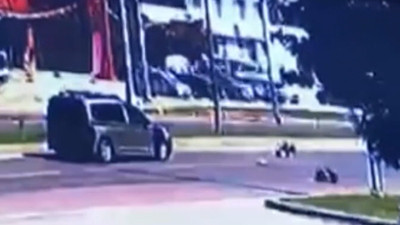 Malatya’da korkunç kaza! Anne iki çocuğu ile birlikte yola fırladı