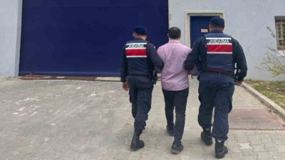 29 yıl hapis cezalı firari camide uyurken enselendi!