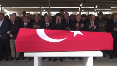 Vasiyeti gerçek oldu! Bakiler, Mekke toprağıyla Sivas'ta son yolculuğuna uğurlandı