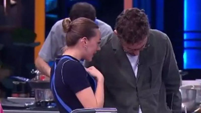 MasterChef'e aşk itirafı damga vurdu! Yarışmacı 'Onunla konuşmam yasak' diyerek Danilo Şef'ten yardım istedi!