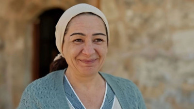 Ailevi sebepler deyip Uzak Şehir’den ayrılmıştı! Zeynep Kankonde'nin yeni dizisi tartışma yarattı