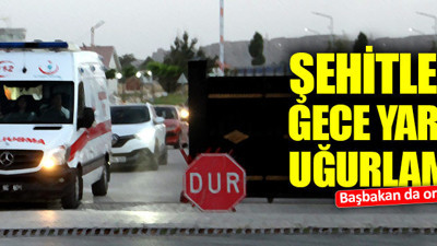 Van'da gece yarısı şehitler için tören