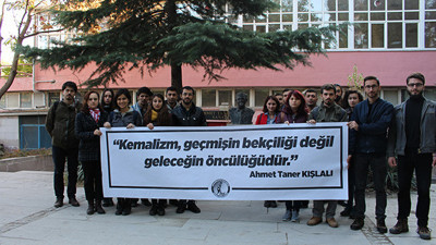 Ahmet Taner Kışlalı Unutulmadı