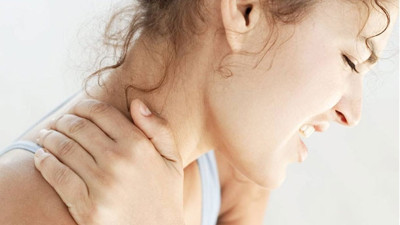 Boyun bölgenizdeki şişlikleri göz ardı etmeyin