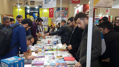 İslamoğulları'nın imza gününe büyük ilgi (21 Kasım 2016)