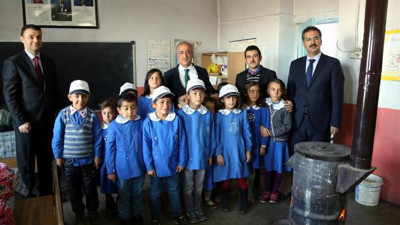 Rektör: "Babana söyle ismini değiştirsin"