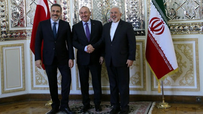 04.00'te "acil" kodlu görüşme