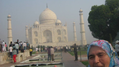 25 ülke gezen Ayşe teyzeye teklif yağıyor