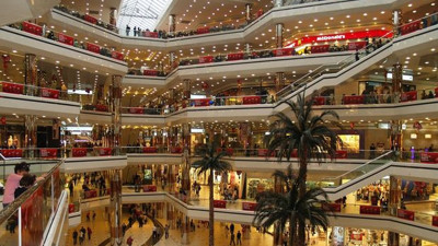 Saldırılar sonrası AVM'lerde yeni dönem