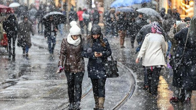 Okullara kar tatili, memurlara izin