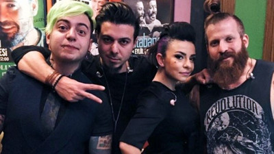 Model grubu dağıldı mı?