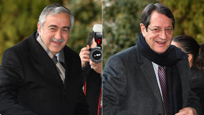 Kıbrıs müzakerelerinde kritik görüşme