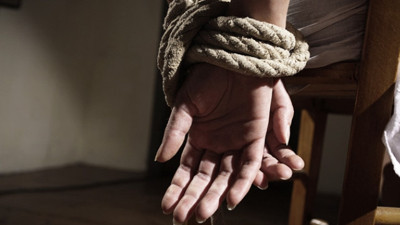 Türk okuluna saldırı