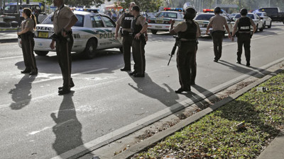 Kalabalığa ateş açıldı!