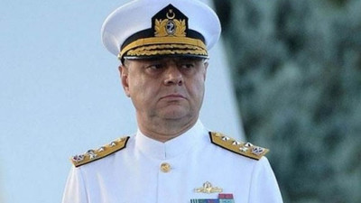 Rütbesini söküp, ağzını bantladılar!