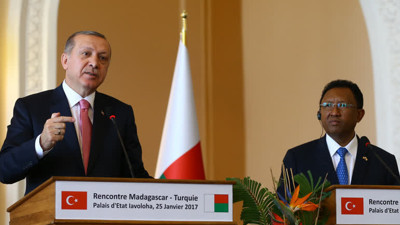 Erdoğan'dan referandum açıklaması (25 Ocak 2017)