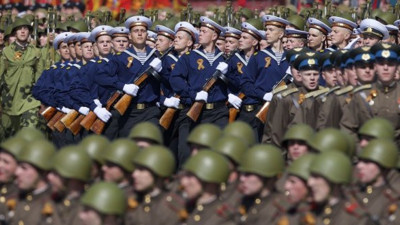 Putin 16 generali görevden aldı!