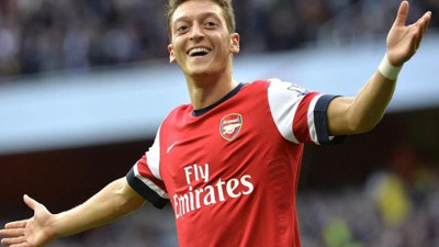 Özil'in menajerinden Beşiktaş açıklaması
