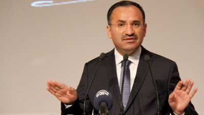 Bozdağ, Gülen için ABD'ye gidiyor