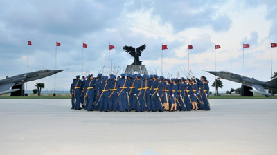 Hava Harp Okulu öğrencilerine tahliye (17 Mart 2017)