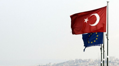 AB'den Türkiye'ye vize açıklaması