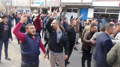 Özdağ'a saldırı girişimi