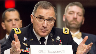 ABD'li komutan'dan sürpriz ziyaret