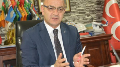 Ünlü: "Lideri eleştireni kongre alanına dahi sokmam"