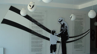 Atatürk ders kitaplarından çıkarıldı, yerine bunu koydular!