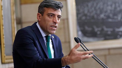 Öztürk Yılmaz: "Barzani ateş olsa cürmü kadar yer yakar!"