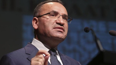 Bekir Bozdağ yandaş Akit ve Star'a sert çıktı