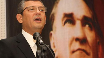 CHP'li Özel: 'Büyük bomba Salı günü patlayacak'