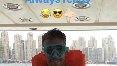 Robin van Persie taraftarı çileden çıkardı