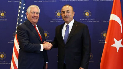 Çavuşoğlu'ndan Tillerson'a: "YPG ağzıyla konuşmayın"