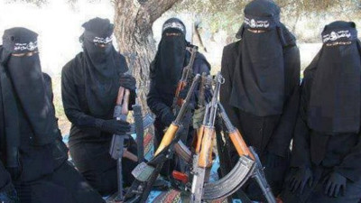 IŞİD'çiler kadın kılığında Türkiye'ye kaçıyor iddiası