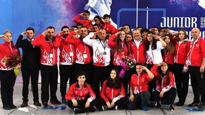 Deniz Selin Ünlüdağ, eskrimde Avrupa şampiyonu oldu